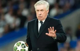 técnico Carlo Ancelotti